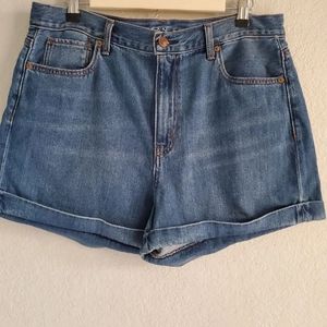 American Eagle Mom Shorts. NWOT